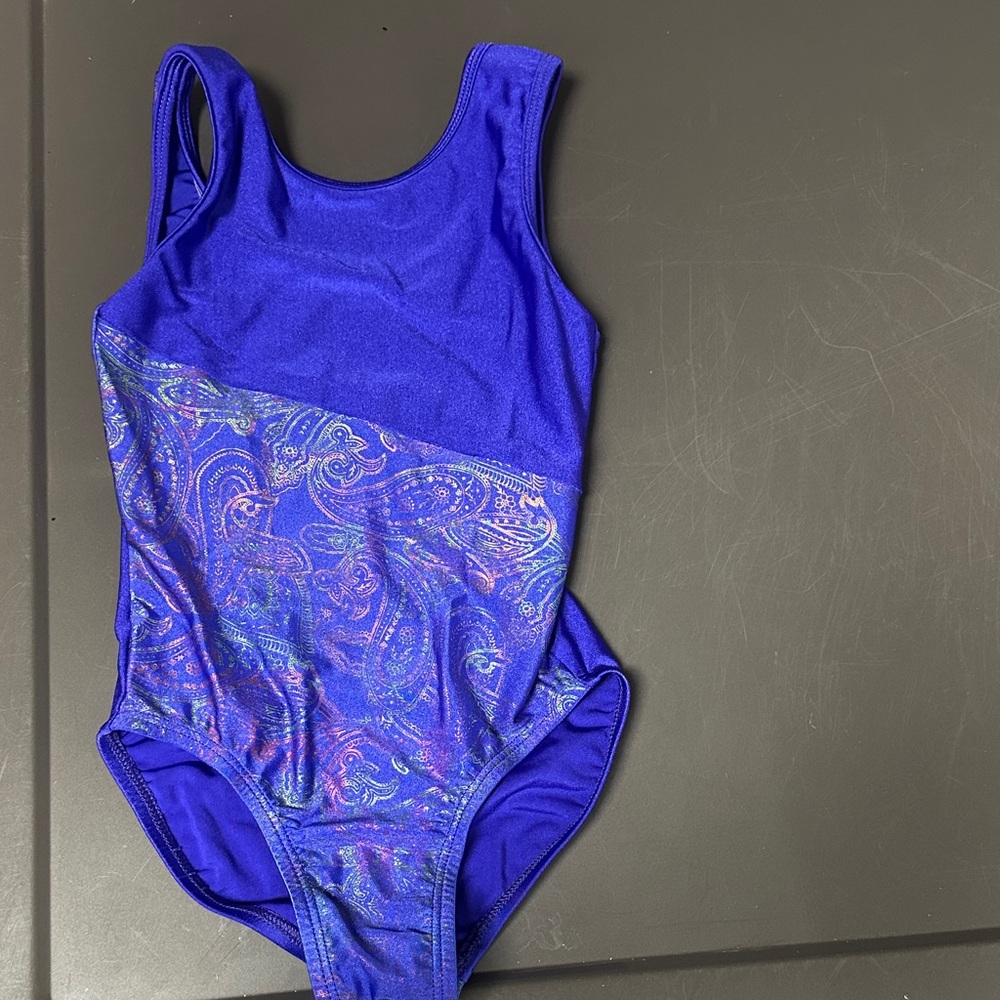 Vibrant Blue Paisley pelle youth medium leotard